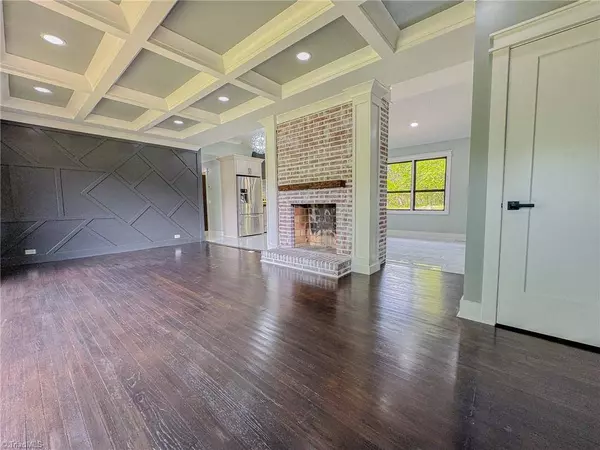 621 Nance DR, Thomasville, NC 27360