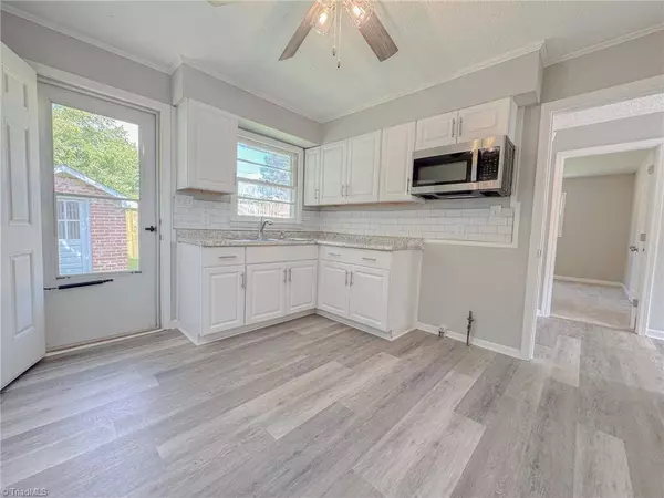 208 Hay ST, High Point, NC 27260