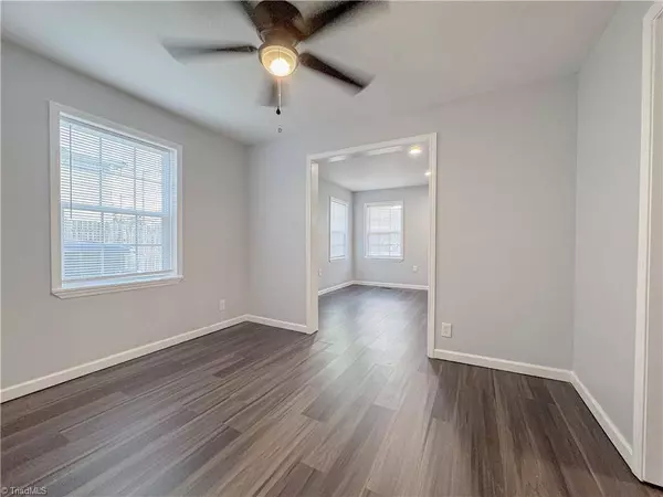 304 Irvin ST, Reidsville, NC 27320