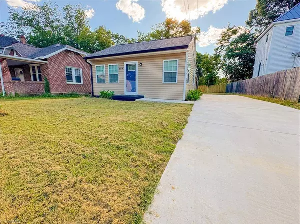 304 Irvin ST, Reidsville, NC 27320