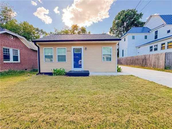 304 Irvin ST, Reidsville, NC 27320