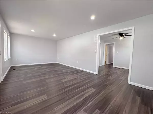 304 Irvin ST, Reidsville, NC 27320