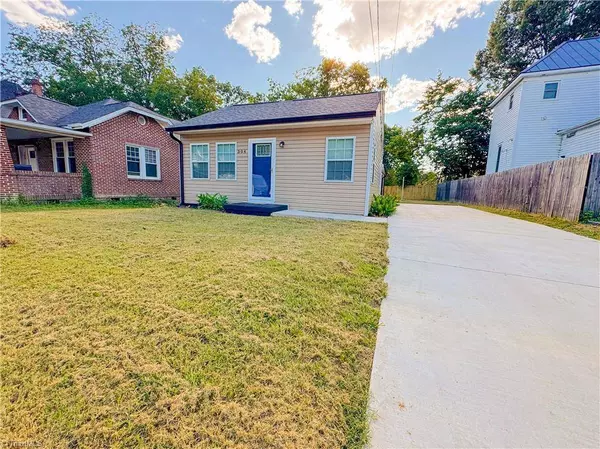 304 Irvin ST, Reidsville, NC 27320