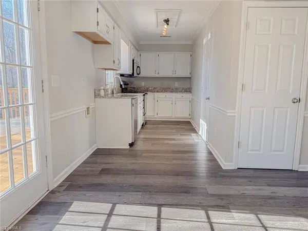 4000 Grind Stone CT, High Point, NC 27265