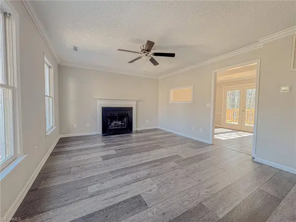 4000 Grind Stone CT, High Point, NC 27265