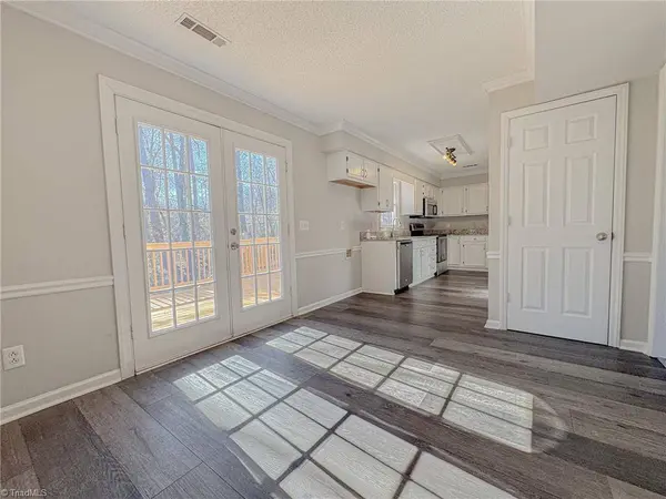 4000 Grind Stone CT, High Point, NC 27265