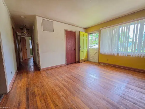 1104 Wise Ave. Wise AVE, High Point, NC 27260