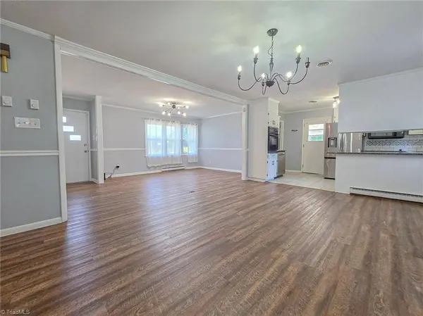 506 Archergate RD, Browns Summit, NC 27214