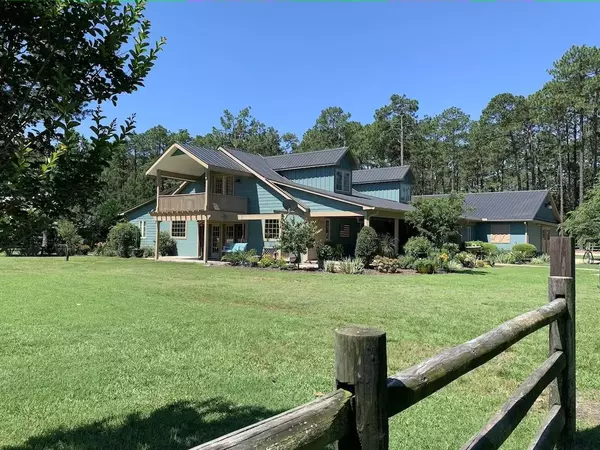 feature image of How The Busy Blondes Turned a Year-Long Sale into a Two-Week Success in Southern Pines