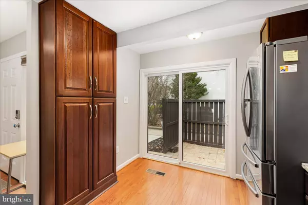 11608 NEWBRIDGE CT, Reston, VA 20191