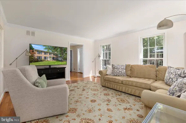 9617 VERDICT DR, Vienna, VA 22181