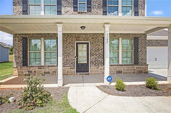 1157 Burgundy DR, Griffin, GA 30223