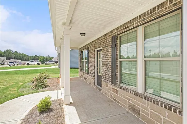 1157 Burgundy DR, Griffin, GA 30223