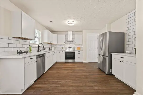 211 Millstone DR, Hampton, GA 30228