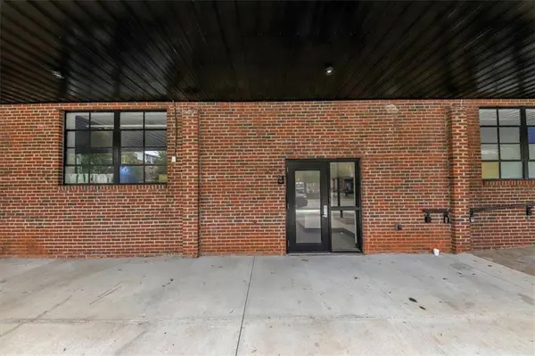 1805 Harvard AVE #205, College Park, GA 30337