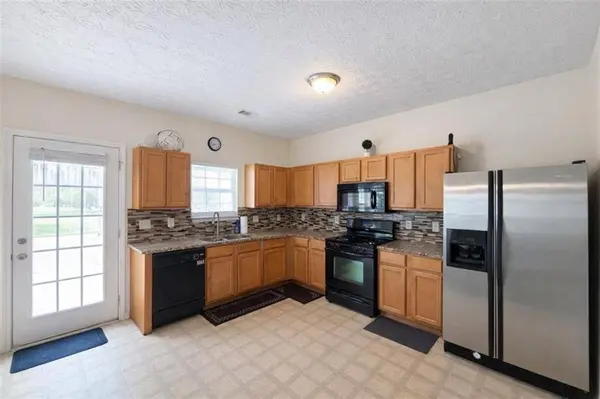 6198 Shoals LOOP, Union City, GA 30291