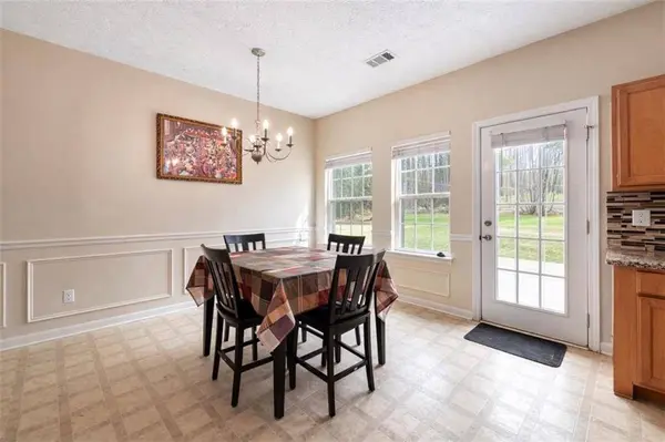 6198 Shoals LOOP, Union City, GA 30291