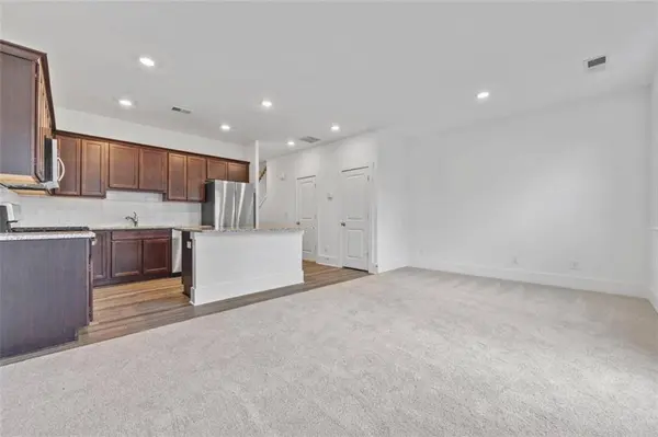1512 Parks Edge LN NW, Atlanta, GA 30318