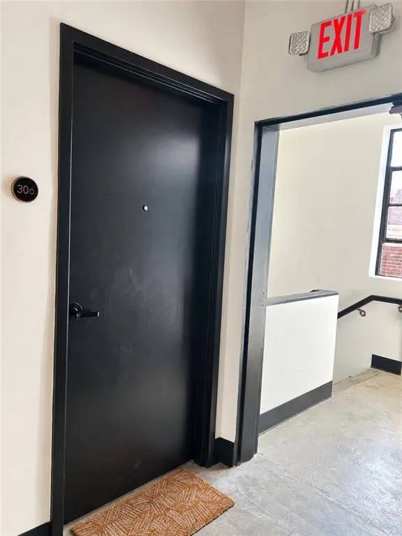 1805 Harvard AVE #306, College Park, GA 30337