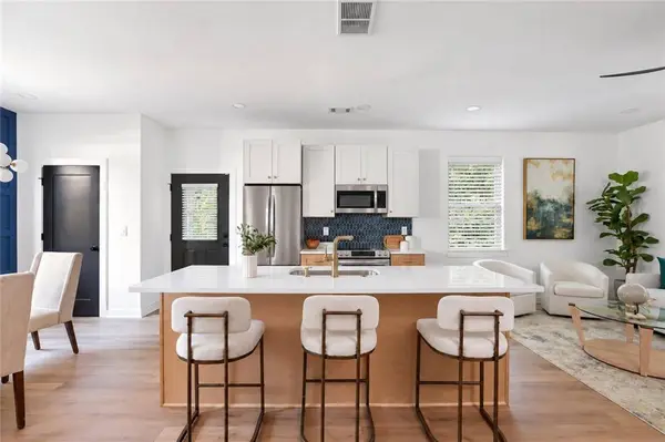 2060 Ruth ST, Atlanta, GA 30318