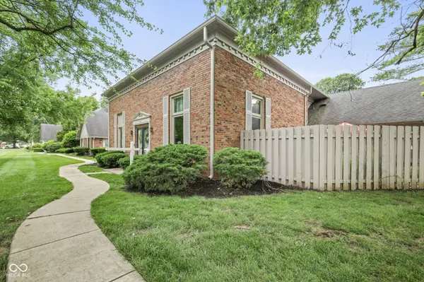 9114 Grinnell ST, Indianapolis, IN 46268