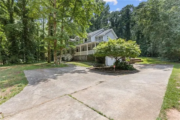 742 Mountain View DR, Stone Mountain, GA 30083