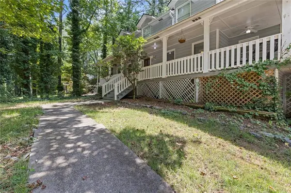 742 Mountain View DR, Stone Mountain, GA 30083