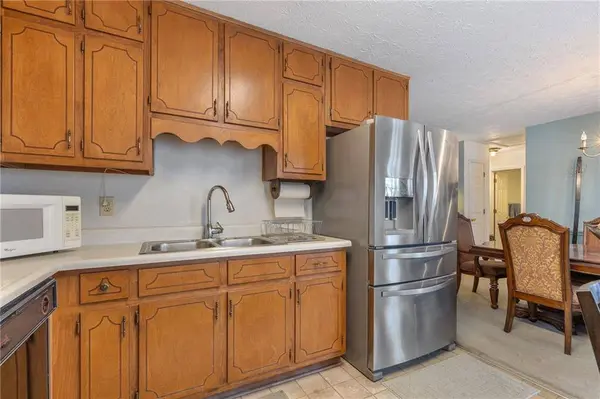 2203 Clarendon CT NE, Conyers, GA 30012