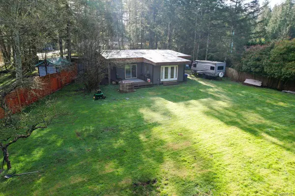 577 Wildwood Cres, Gabriola Island, BC V0R 1X4