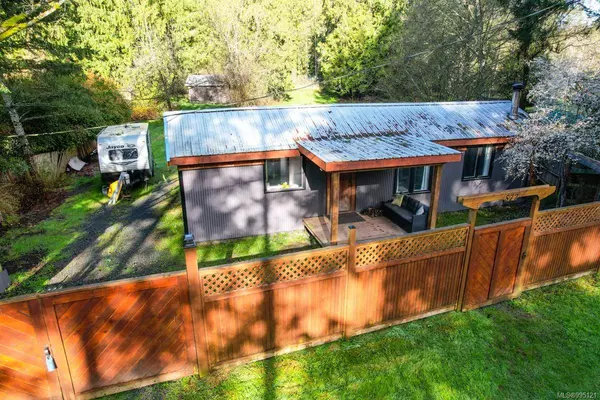 577 Wildwood Cres, Gabriola Island, BC V0R 1X4