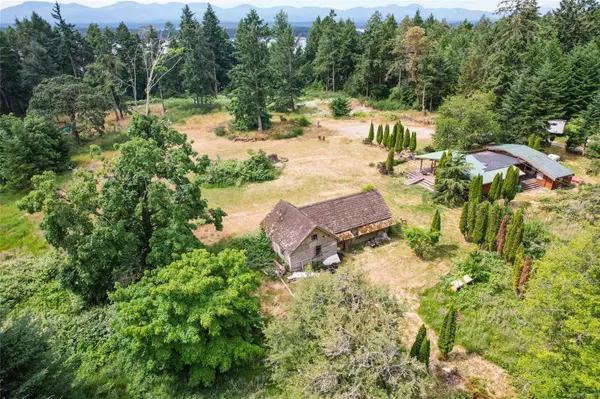 2411 South Rd, Gabriola Island, BC V0R 1X7