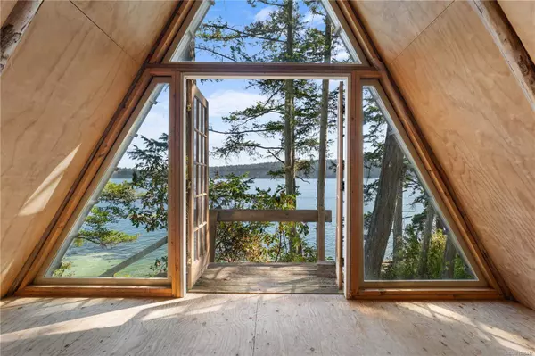 Lt 34 Ruxton, Ruxton Island, BC V0R 0X0