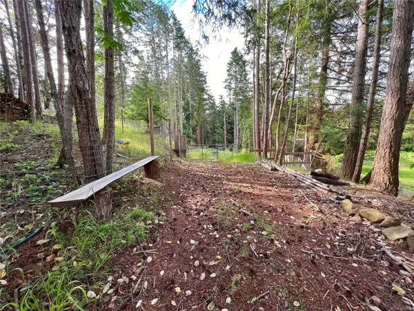 LT 1 North Rd, Gabriola Island, BC V0R 1X7