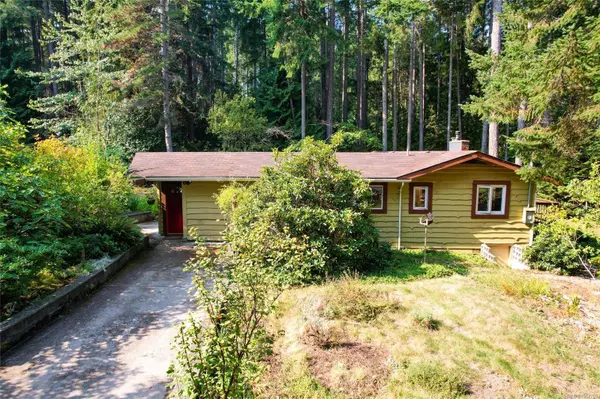 451 Berry Point Rd, Gabriola Island, BC V0R 1X1