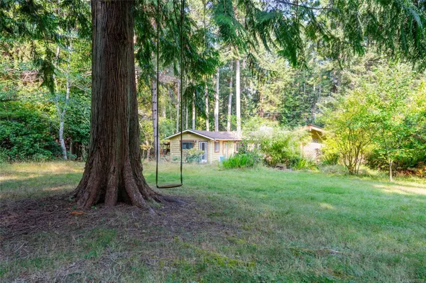 451 Berry Point Rd, Gabriola Island, BC V0R 1X1