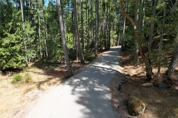 Lt 13 Sitka Grove, Gabriola Island, BC V0R 1X1