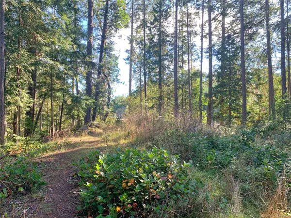 0 Spruce Ave, Gabriola Island, BC V0R 1X3