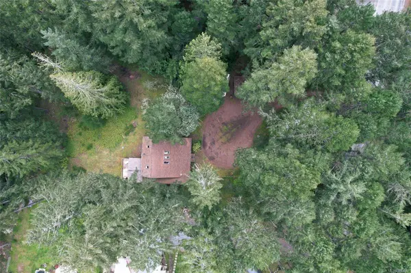 1270 North Rd, Gabriola Island, BC V0R 1X3
