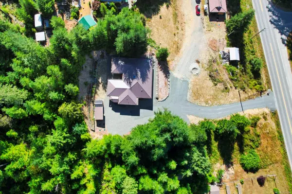 9871 Youbou Rd, Youbou, BC V0R 3E1