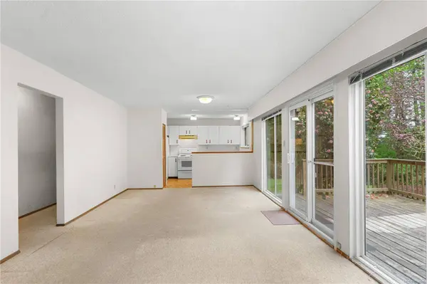 2420 Spring Beach Dr, Gabriola Island, BC V0R 1X7