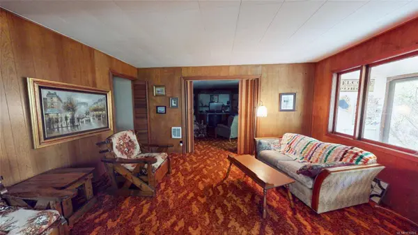 3070 Fairbairn Rd, Gabriola Island, BC V0R 1X7