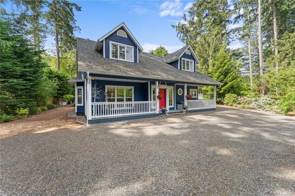 1351 Sea Lovers LN, Gabriola Island, BC V0R 1X5