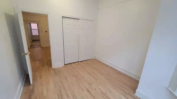 262 SUMMIT AVE, Jc Journal Square, NJ 07306