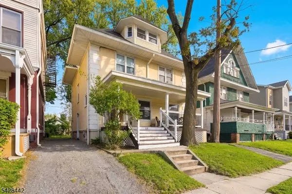 18 Webster Pl, East Orange City, NJ 07018