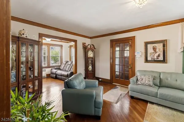 120 Montrose St, Newark City, NJ 07106