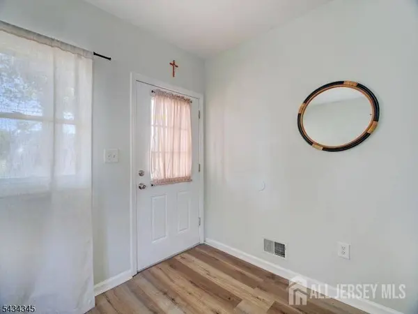 623 Park AVE, Piscataway, NJ 08854