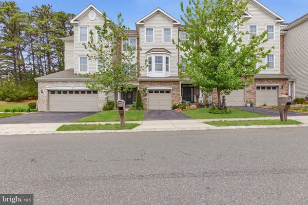346 HAWTHORNE LN, Barnegat, NJ 08005
