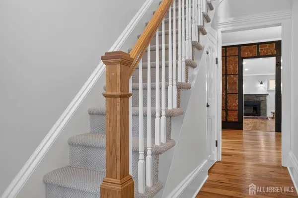 23 Amwell RD, Millstone, NJ 08844