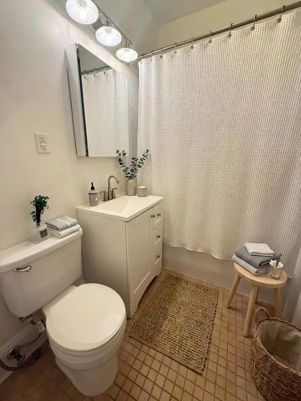 50 RESERVOIR AVE #306, Jc Heights, NJ 07307