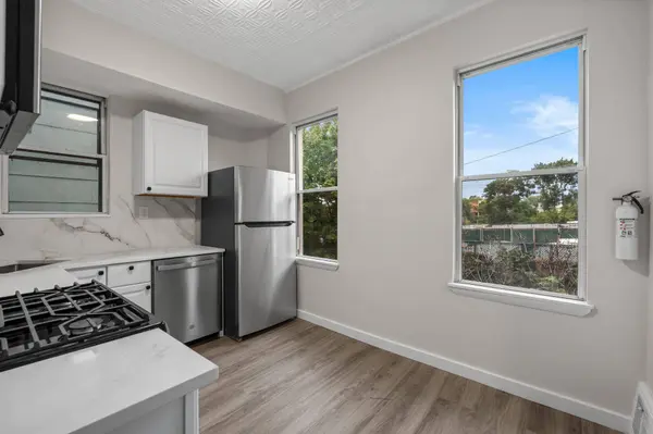 292 CLAREMONT AVE  #2nd floor, Jc Downtown, NJ 07305